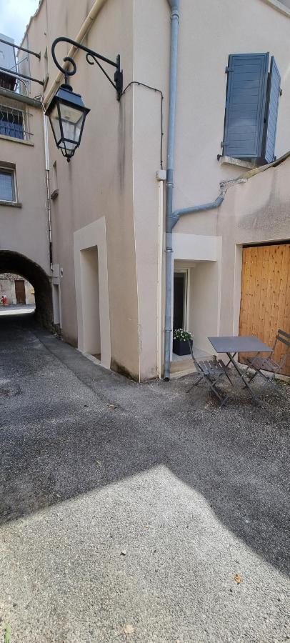 Appartement Chaleureux En Ardeche La Roche-de-Glun Exteriör bild
